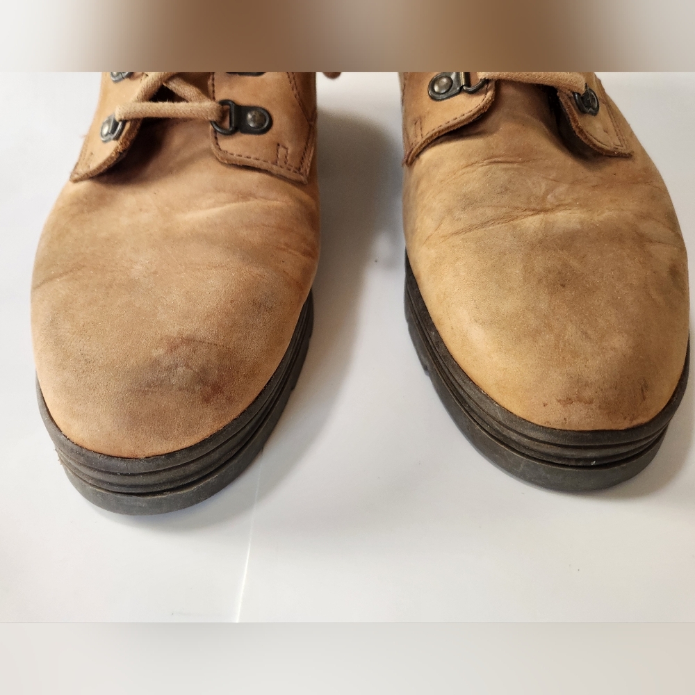G.H. Bass & Co. Women's Tan Leather Hiking Cabincore Ankle Boots Size 10M - Picture 7 of 12
